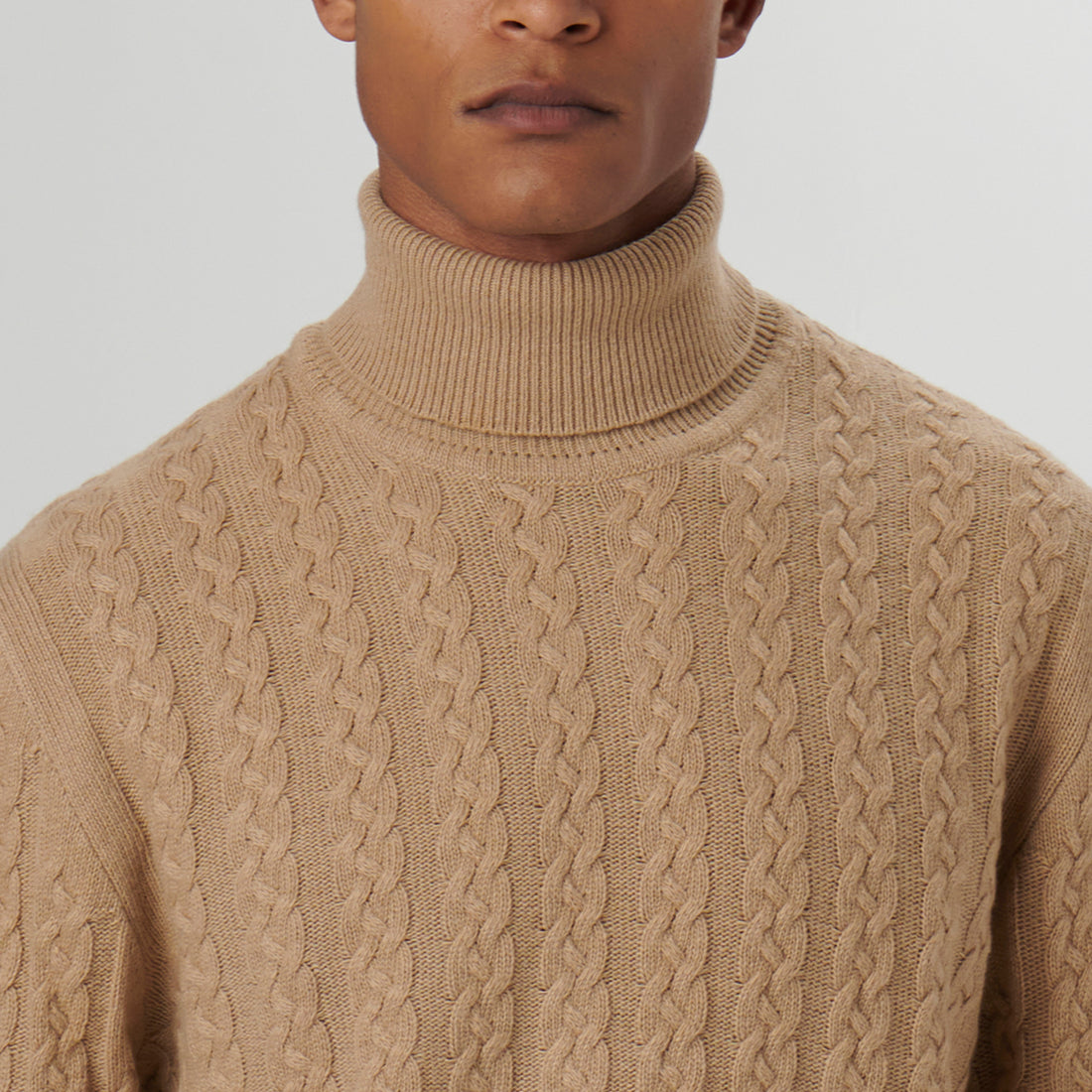 Bugatchi Solid Cable Turtleneck Sweater Camel S