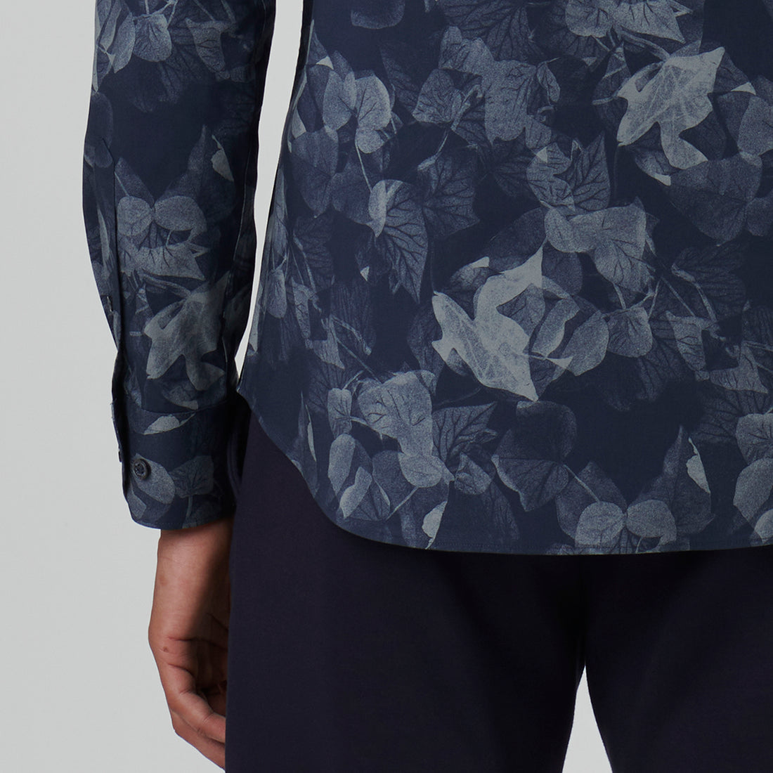 Axel Leaf Print Shirt