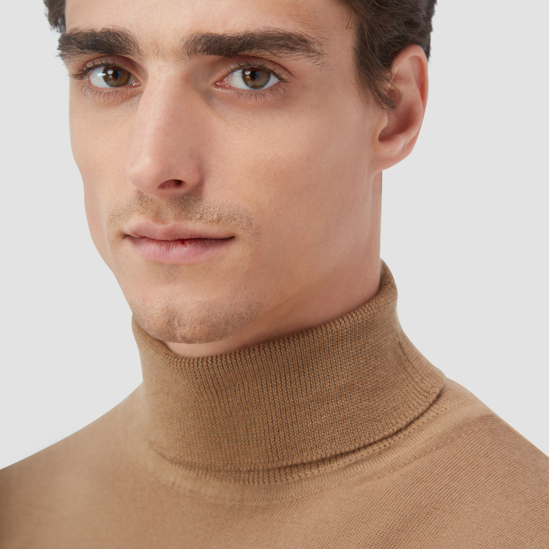 Sawyer Turtle Neck Super Merino Sweater