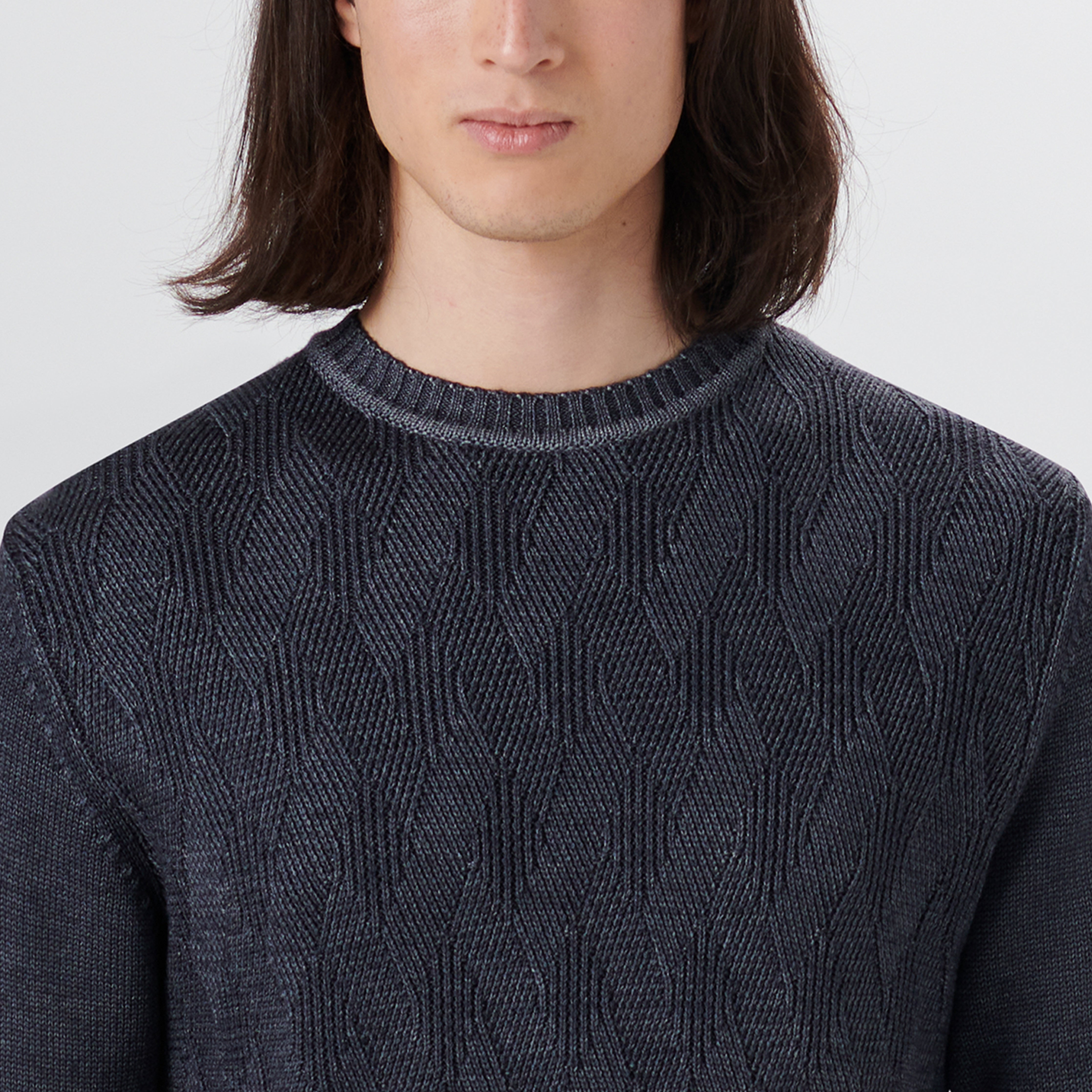 Super Merino Crew Neck Diamond Cable Sweater – BUGATCHI