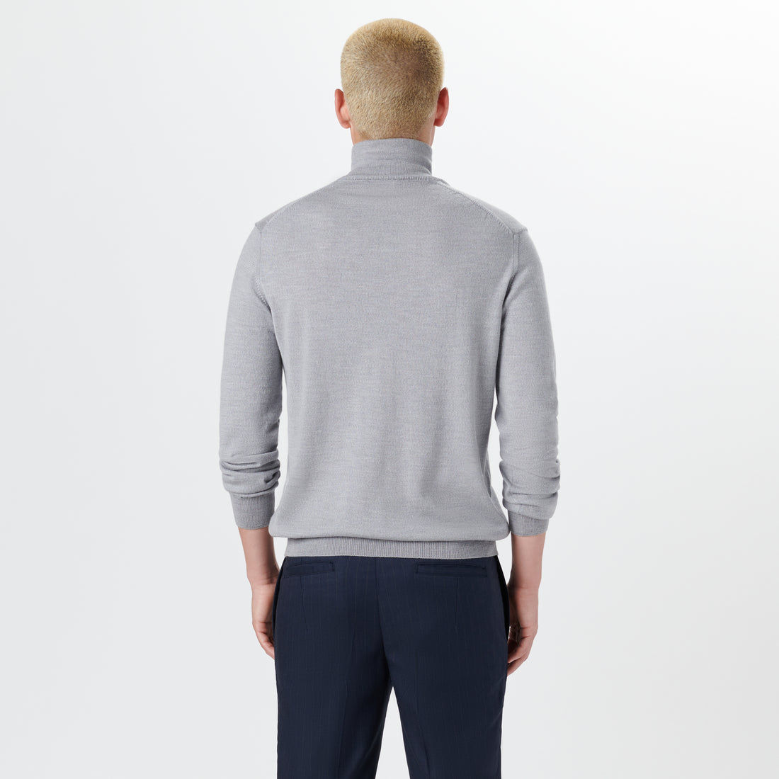 Super Merino Turtle Neck Solid Sweater