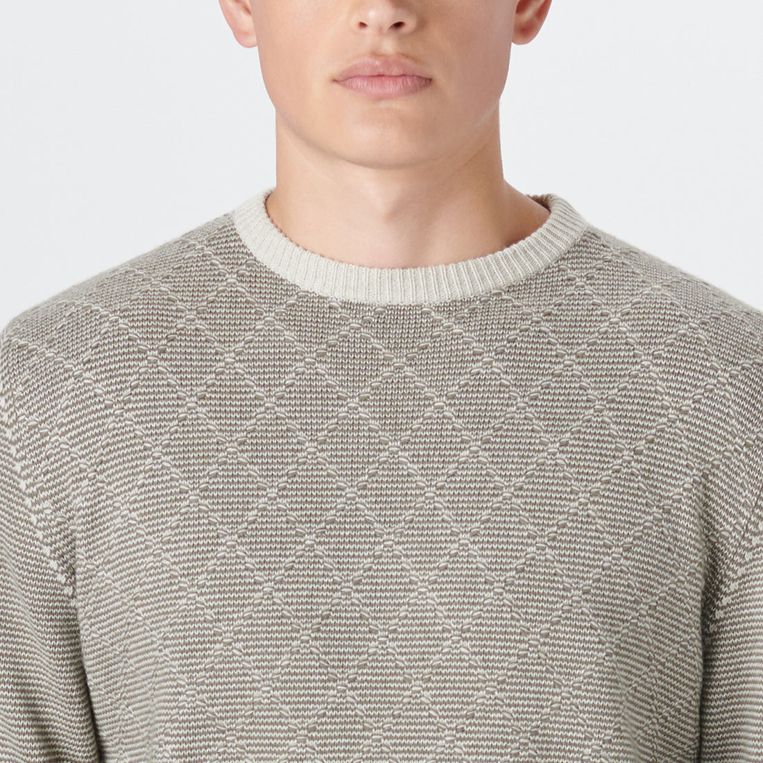 Crew Neck Diamond Check Sweater